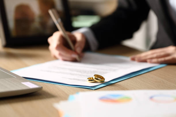 Divorce Papers in Kern County - Filing the documents